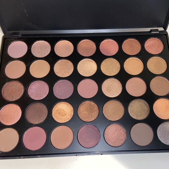 Morphe 35T eyeshadow palette - Picture 2 of 4